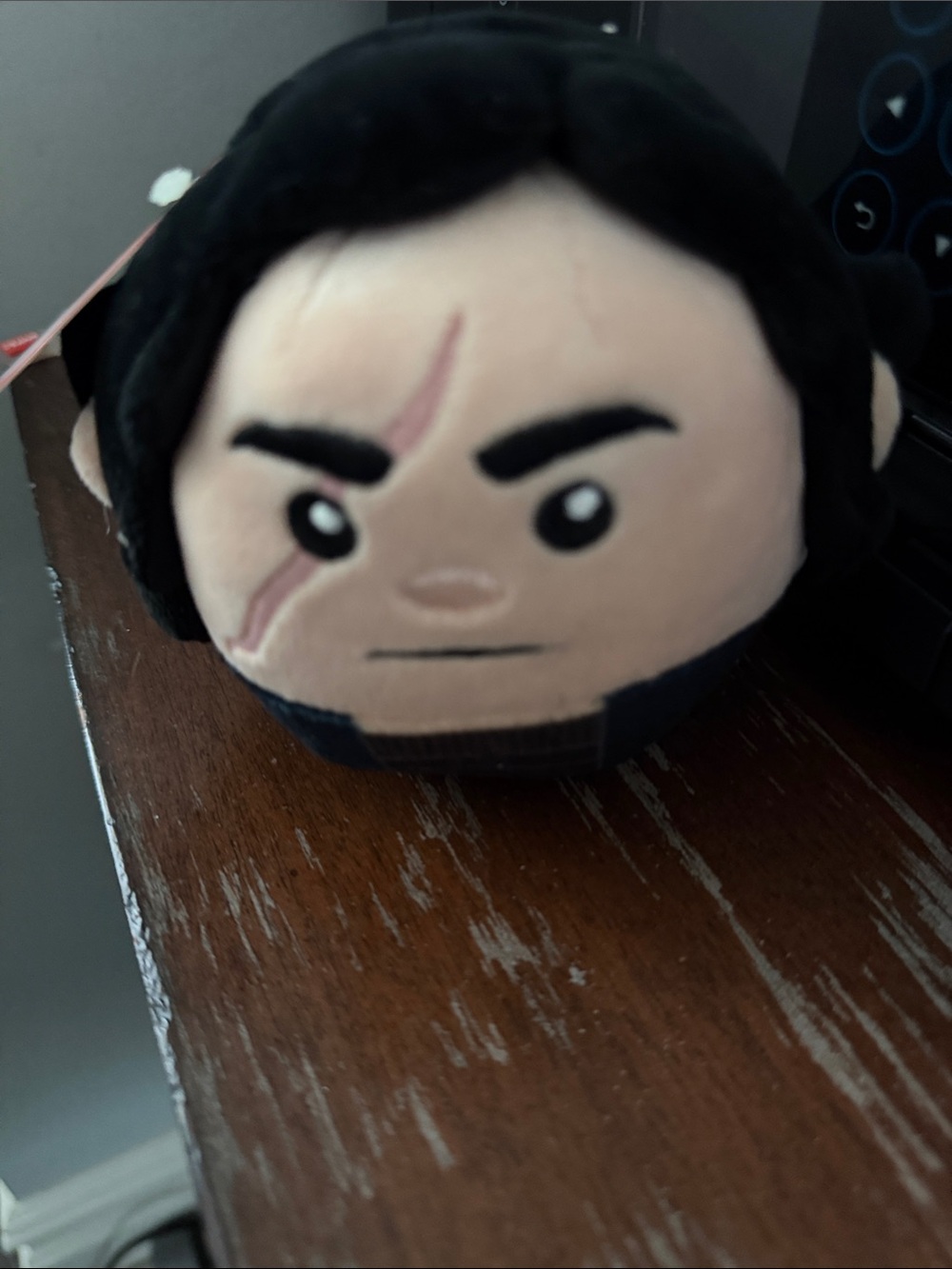 Hallmark Fluffballs Star Wars Kylo Ren Black Hair, Tan Face stuffed animal NWT